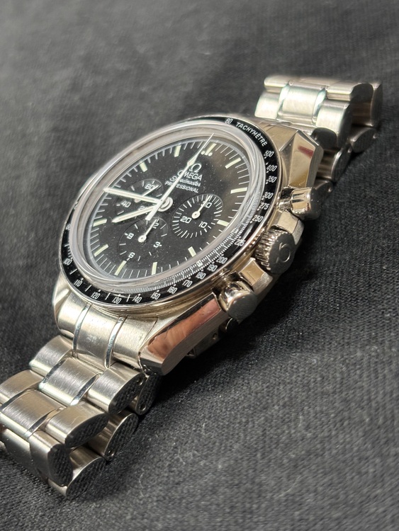 オメガ スピードマスター 357350（高級時計）の商品画像 - 査定依頼日：2025年11月22日 - 最高査定価格：650,000円