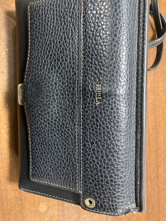 ショルダーバッグ（ブランド財布・小物）の商品画像 - 査定依頼日：2025年12月21日 - 最高査定価格：100,000円