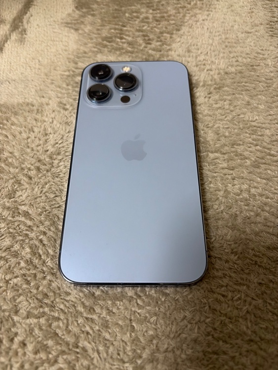 iPhone 13 Pro 256GB docomo（スマホ）の商品画像 - 査定依頼日：2026年5月9日 - 最高査定価格：49,000円