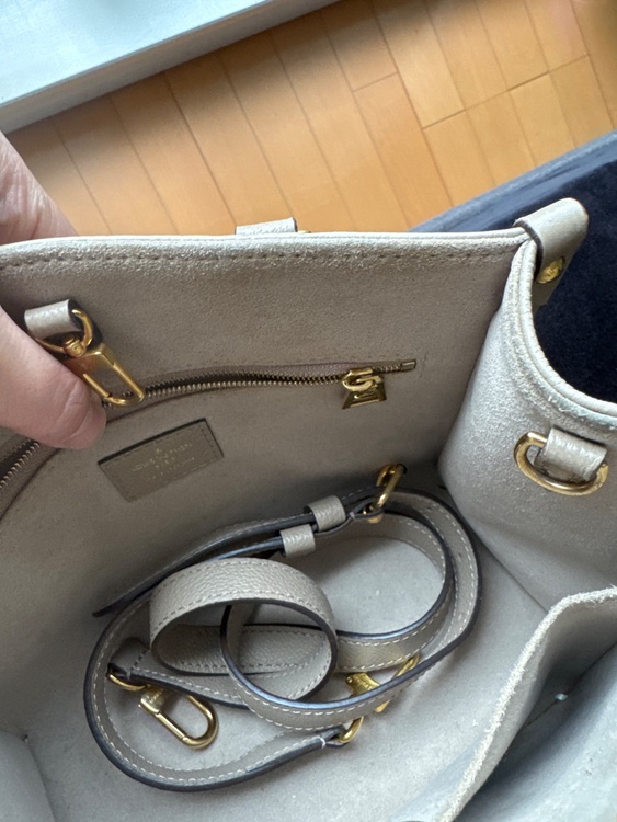 オンザゴー PM 型番M45779（ブランドバッグ）の商品画像 - 査定依頼日：2026年3月6日 - 最高査定価格：330,000円