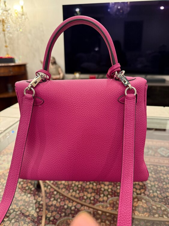 エルメスケリー25ローズパープル（ブランドバッグ）の商品画像 - 査定依頼日：2025年4月2日 - 最高査定価格：2,200,000円