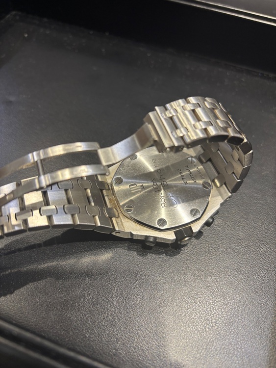 オーデマピゲ ロイヤルオーク F5047（高級時計）の商品画像 - 査定依頼日：2025年7月21日 - 最高査定価格：2,750,000円