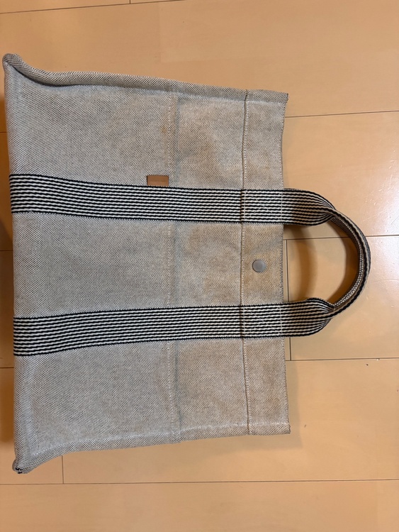 フールトゥトートMM（ブランドバッグ）の商品画像 - 査定依頼日：2025年12月23日 - 最高査定価格：20,000円