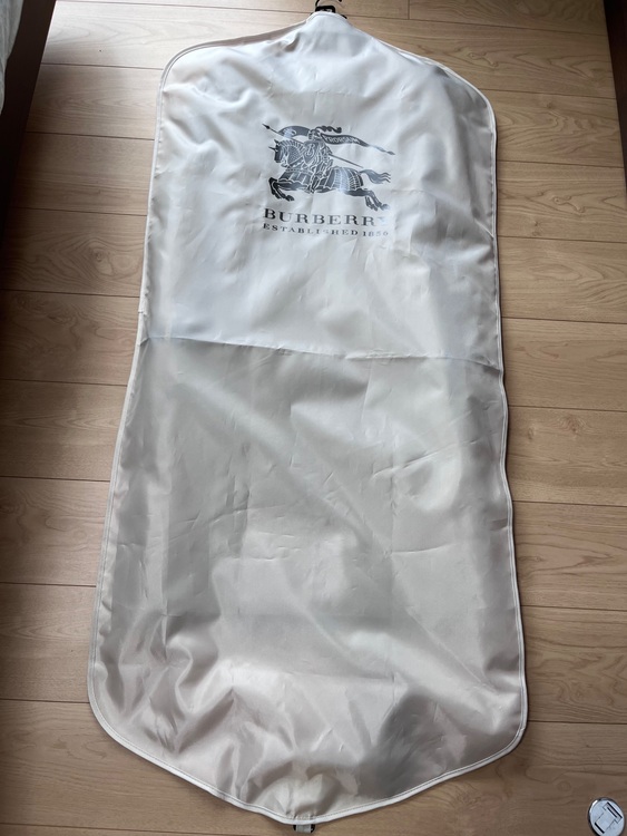 バーバリー　トレンチコート（古着・ファッション）の商品画像 - 査定依頼日：2025年8月10日 - 最高査定価格：2,000円