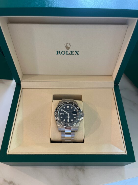 126710GRNR（高級時計）の商品画像 - 査定依頼日：2025年5月31日 - 最高査定価格：2,520,000円