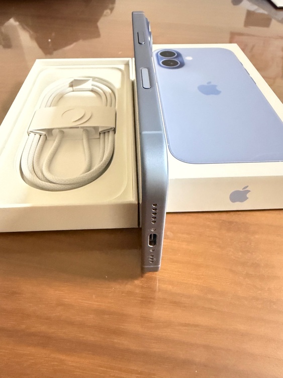 iPhone iPhone 17 512GB SIMフリー（スマホ）の商品画像 - 査定依頼日：2026年7月18日 - 最高査定価格：119,000円