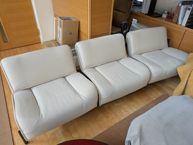 美品　カッシーナ　ヴェランダ　3人掛けソファ　約100万相当 カッシーナ】Cassina ヴェランダ Veranda 3人掛けソファ 本革