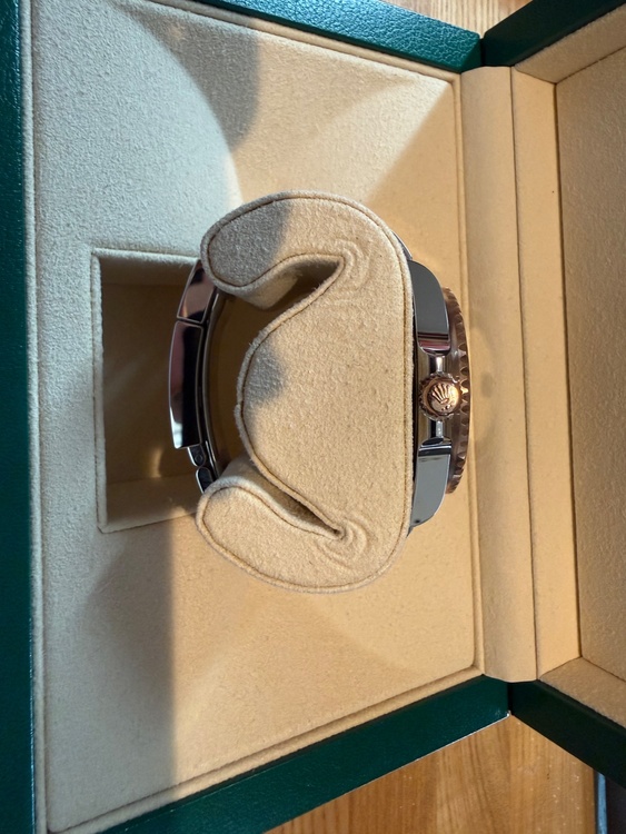 126711chnr（高級時計）の商品画像 - 査定依頼日：2026年3月7日 - 最高査定価格：2,950,000円