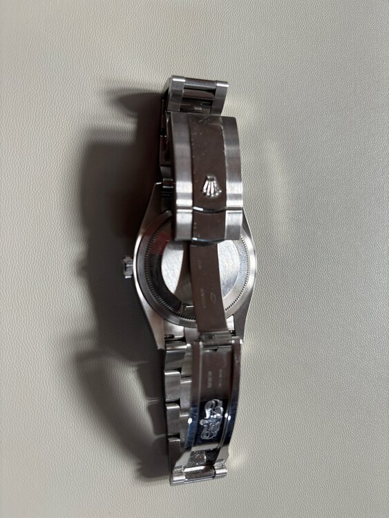 ロレックス デイトジャスト （高級時計）の商品画像 - 査定依頼日：2025年2月15日 - 最高査定価格：1,200,000円