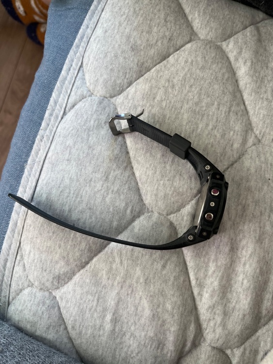 G8000B（高級時計）の商品画像 - 査定依頼日：2025年11月16日 - 最高査定価格：3,000円