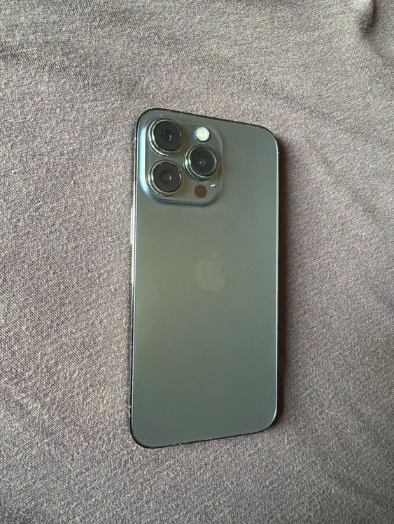 iPhone 13 Pro 256GB Softbank（スマホ）の商品画像 - 査定依頼日：2026年3月21日 - 最高査定価格：50,000円