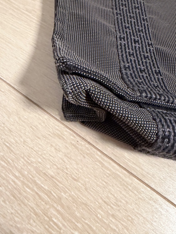 エルメス エールライン バサスPM （ブランドバッグ）の商品画像 - 査定依頼日：2026年4月17日 - 最高査定価格：30,000円