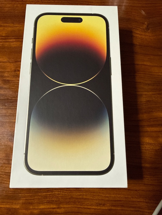 14プロ　ゴールド（スマホ）の商品画像 - 査定依頼日：2026年2月24日 - 最高査定価格：66,000円