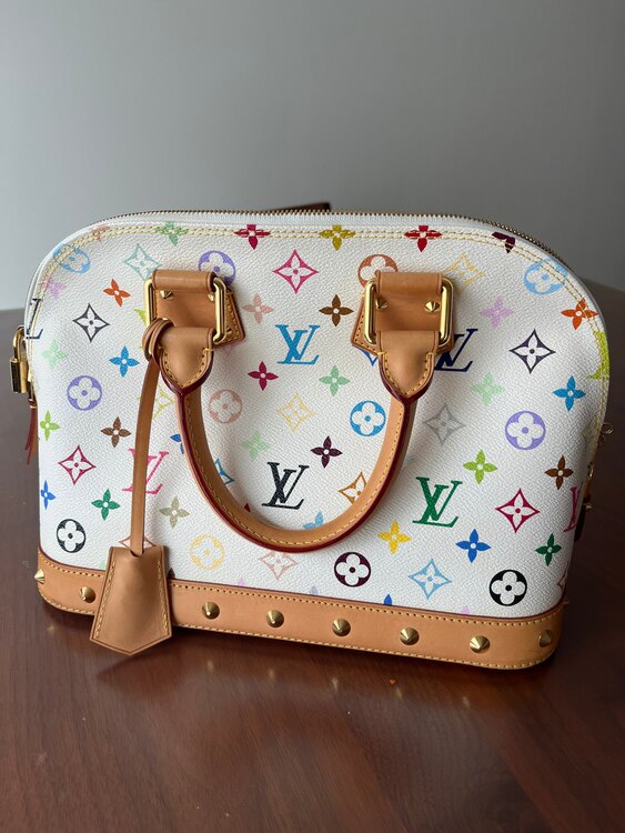ルイヴィトン マルチカラー （ブランドバッグ）の商品画像 - 査定依頼日：2025年4月18日 - 最高査定価格：140,000円