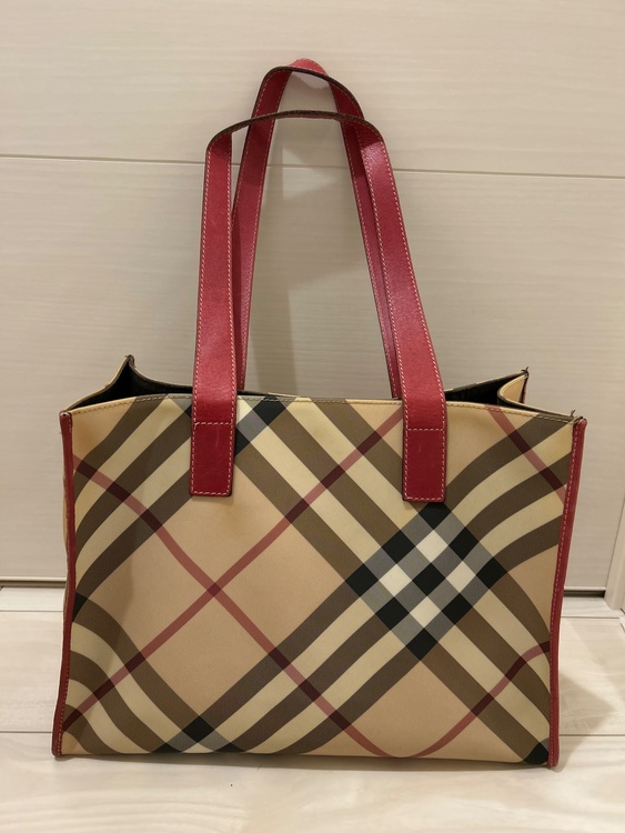 バッグ（ブランドバッグ）の商品画像 - 査定依頼日：2026年6月1日 - 最高査定価格：20,000円