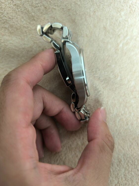 IWC パイロットウォッチ IW328202（高級時計）の商品画像 - 査定依頼日：2025年9月20日 - 最高査定価格：730,000円