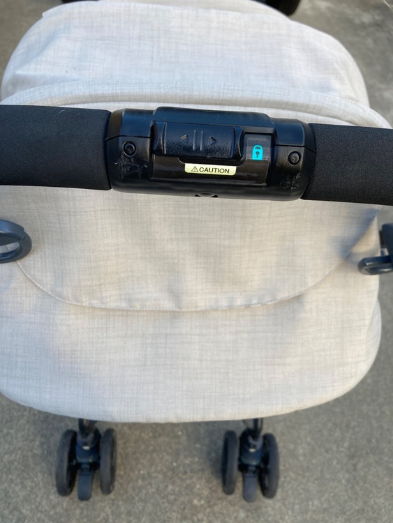 combi ベビーカー（ベビー用品）の商品画像 - 査定依頼日：2025年7月20日 - 最高査定価格：1,000円