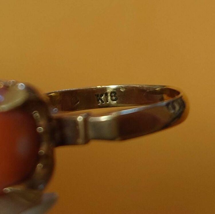 赤珊瑚のゴールドリング（金・貴金属）の商品画像 - 査定依頼日：2025年11月23日 - 最高査定価格：120,000円