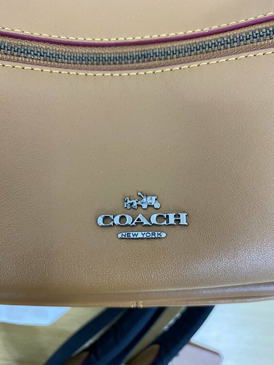 リュック（ブランドバッグ）の商品画像 - 査定依頼日：2026年4月11日 - 最高査定価格：7,000円