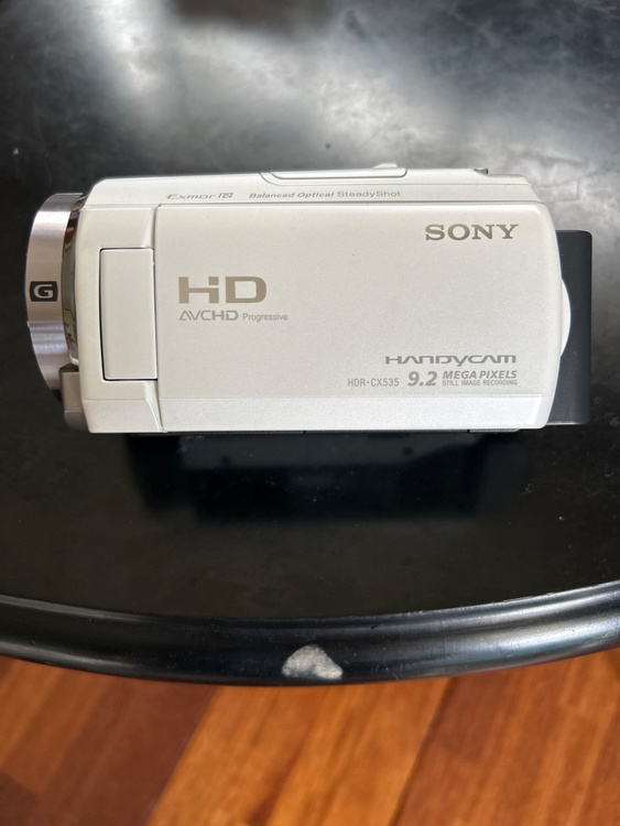 SONYデジタルカメラ（カメラ）の商品画像 - 査定依頼日：2026年9月28日 - 最高査定価格：1,000円