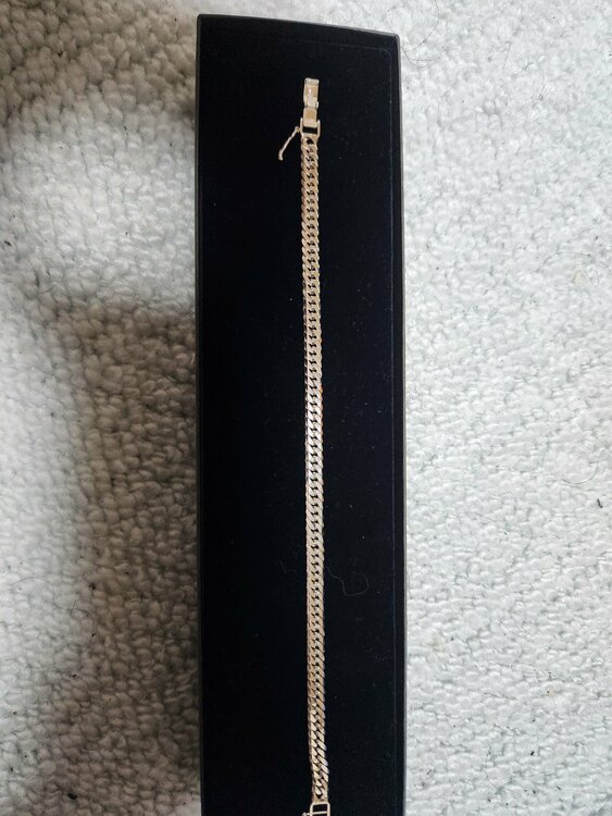 ブレスレット　20cm 20g（金・貴金属）の商品画像 - 査定依頼日：2026年5月14日 - 最高査定価格：200,000円