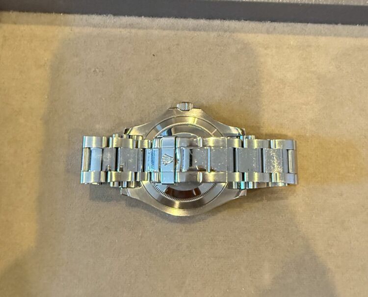 ロレックス Yacht-Master 40（高級時計）の商品画像 - 査定依頼日：2026年1月12日 - 最高査定価格：1,300,000円