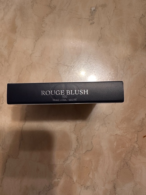 ディオール（コスメ・美容・健康器具）の商品画像 - 査定依頼日：2025年11月3日 - 最高査定価格：2,000円