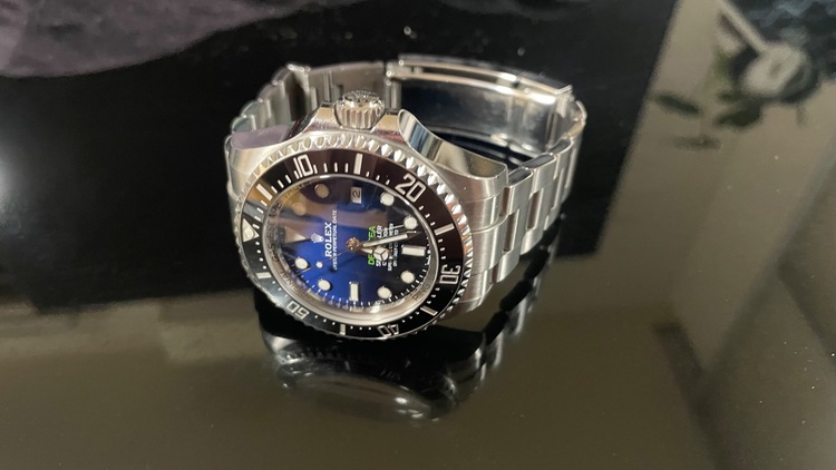 ロレックス シードゥエラー 12666（高級時計）の商品画像 - 査定依頼日：2025年10月2日 - 最高査定価格：1,950,000円