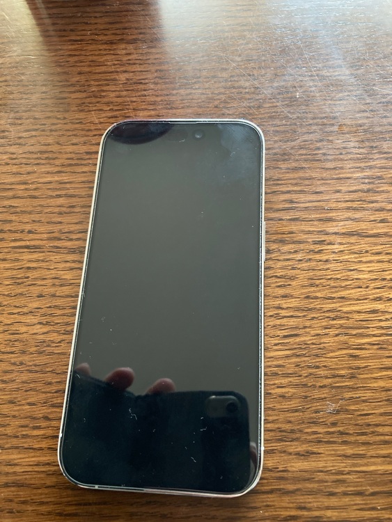 iPhone 14 Pro 128GB docomo（スマホ）の商品画像 - 査定依頼日：2025年11月23日 - 最高査定価格：70,000円