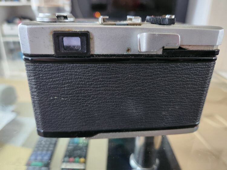 OLYMPUS35RC（カメラ）の商品画像 - 査定依頼日：2025年9月5日 - 最高査定価格：5,000円