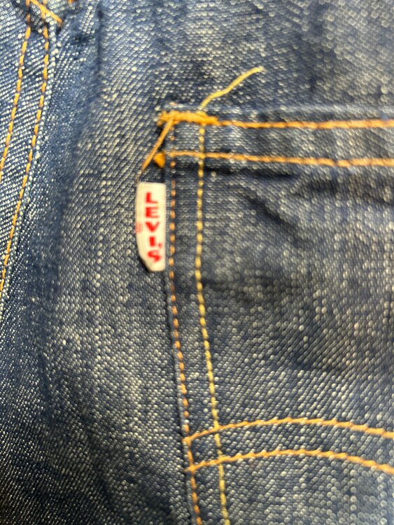 Levisのビンテージデニム（古着・ファッション）の商品画像 - 査定依頼日：2025年1月29日 - 最高査定価格：2,000円