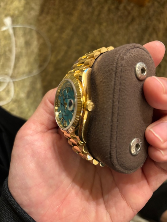 ロレックス デイデイト 12823（高級時計）の商品画像 - 査定依頼日：2026年1月24日 - 最高査定価格：15,000,000円