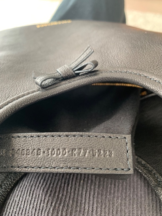 バレンシアガ  （ブランドバッグ）の商品画像 - 査定依頼日：2025年9月18日 - 最高査定価格：90,000円