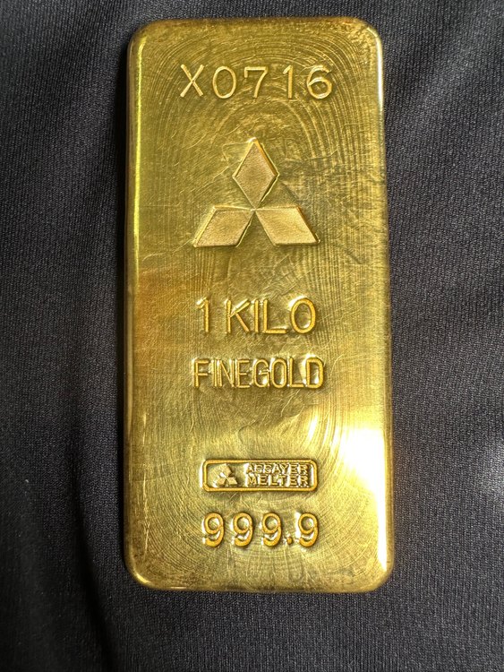 x0716（金・貴金属）の商品画像 - 査定依頼日：2023年6月3日 - 最高査定価格：9,550,000円