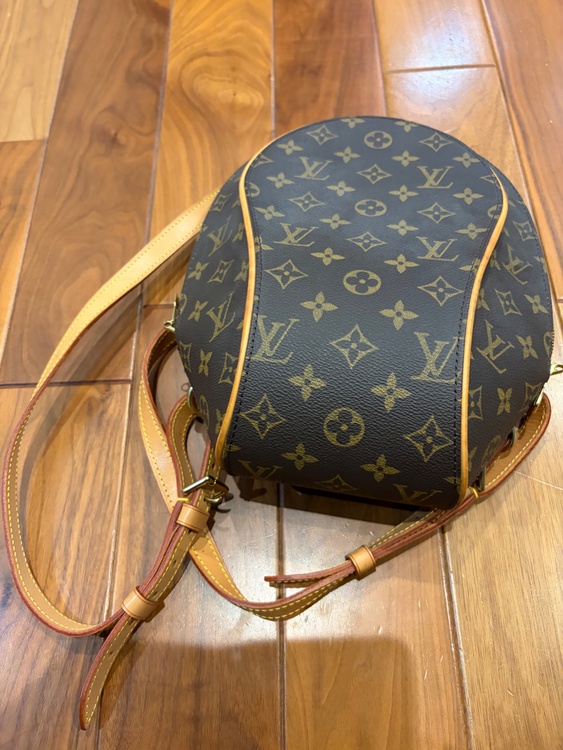 ルイヴィトン Louis Vuitton エリプスサックアド リュックサック （ブランドバッグ）の商品画像 - 査定依頼日：2026年5月21日 - 最高査定価格：90,000円