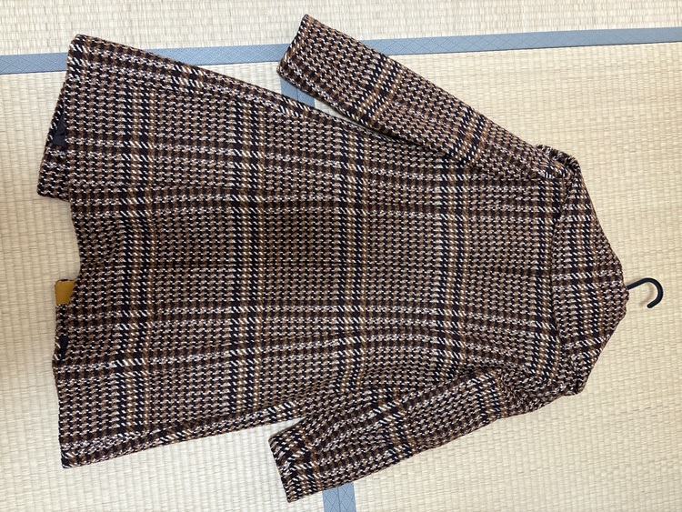 ラジェンテ　イタリア製コート（古着・ファッション）の商品画像 - 査定依頼日：2025年11月2日 - 最高査定価格：500円