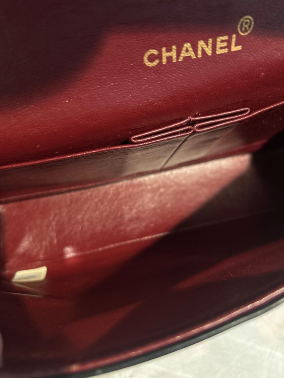 CHANELマトラッセ Wフラップチェーンバック（ブランドバッグ）の商品画像 - 査定依頼日：2025年10月28日 - 最高査定価格：450,000円