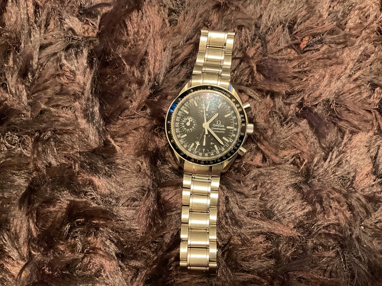 3520.50スピードマスターマーク40コスモストリプルカレンダークロノグラフ自（高級時計）の商品画像 - 査定依頼日：2026年2月1日 - 最高査定価格：310,000円