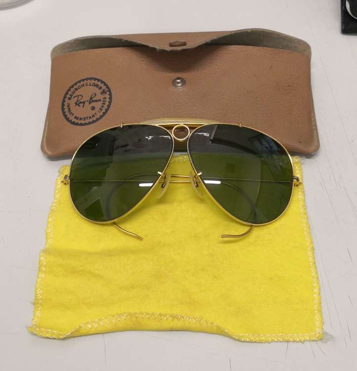 B&L RAY - BAN USA（ブランド財布・小物）の商品画像 - 査定依頼日：2022年9月22日