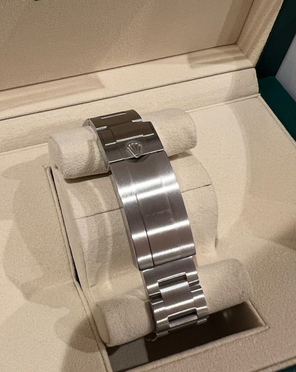 ロレックス サブマリーナー 12406（高級時計）の商品画像 - 査定依頼日：2025年8月31日 - 最高査定価格：1,600,000円