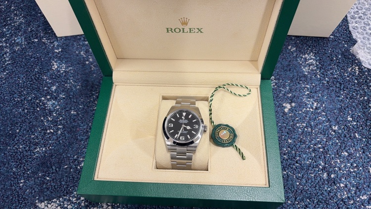 ロレックス エクスプローラー 22427（高級時計）の商品画像 - 査定依頼日：2026年2月10日 - 最高査定価格：1,430,000円