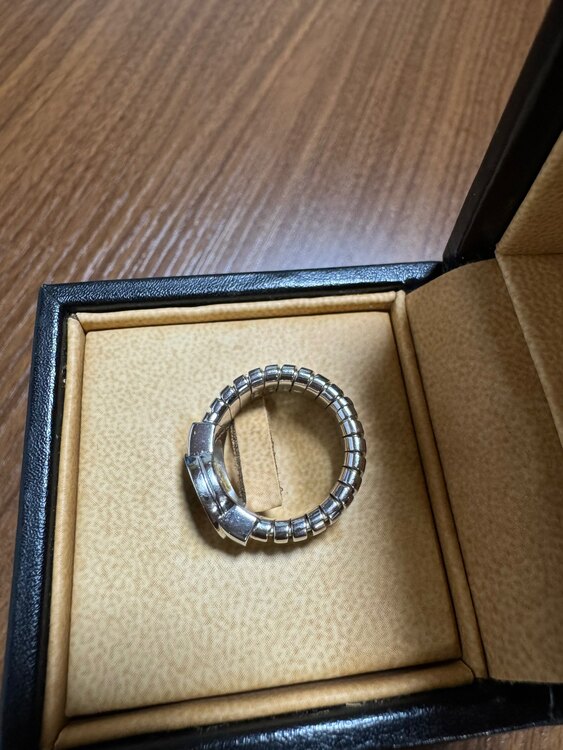 ブルガリブルガリ トゥボガス オニキス リング　ホワイトゴールド（金・貴金属）の商品画像 - 査定依頼日：2024年12月15日 - 最高査定価格：150,000円