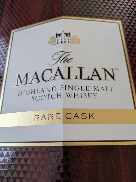 ウイスキー マッカラン （お酒）の商品画像 - 査定依頼日：2025年10月19日 - 最高査定価格：250,000円