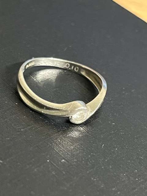 ダイアの指輪（金・貴金属）の商品画像 - 査定依頼日：2023年4月29日 - 最高査定価格：15,000円