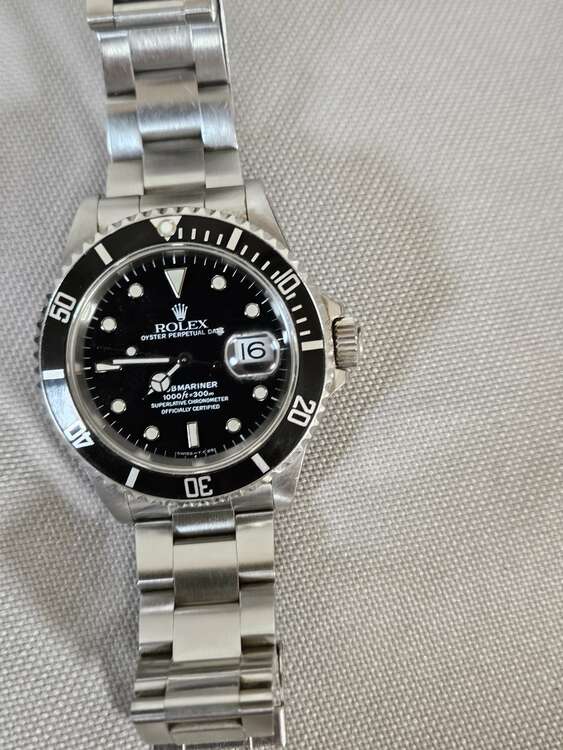 ロレックス サブマリーナー （高級時計）の商品画像 - 査定依頼日：2025年3月2日 - 最高査定価格：1,350,000円