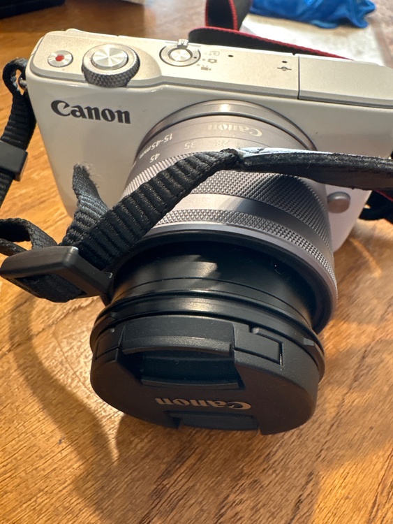 eos （カメラ）の商品画像 - 査定依頼日：2025年12月27日 - 最高査定価格：100,000円
