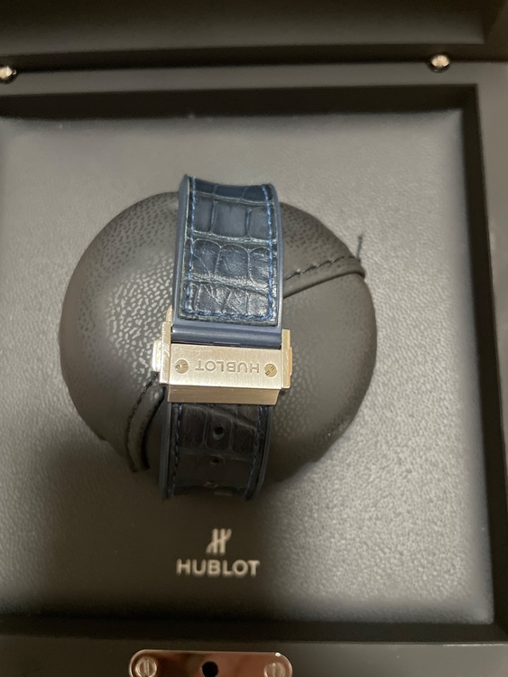 ウブロ クラシックフュージョン （高級時計）の商品画像 - 査定依頼日：2025年10月18日 - 最高査定価格：820,000円