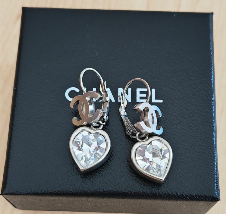 シャネル　ピアス（ブランド財布・小物）の商品画像 - 査定依頼日：2025年8月28日 - 最高査定価格：40,000円