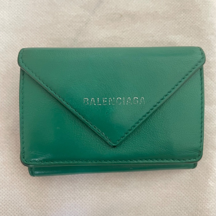 バレンシアガ  （ブランドバッグ）の商品画像 - 査定依頼日：2026年3月14日 - 最高査定価格：15,000円