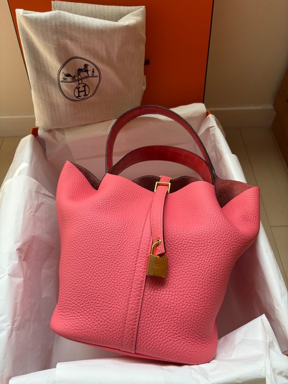 エルメス ピコタン （ブランドバッグ）の商品画像 - 査定依頼日：2025年9月4日 - 最高査定価格：620,000円